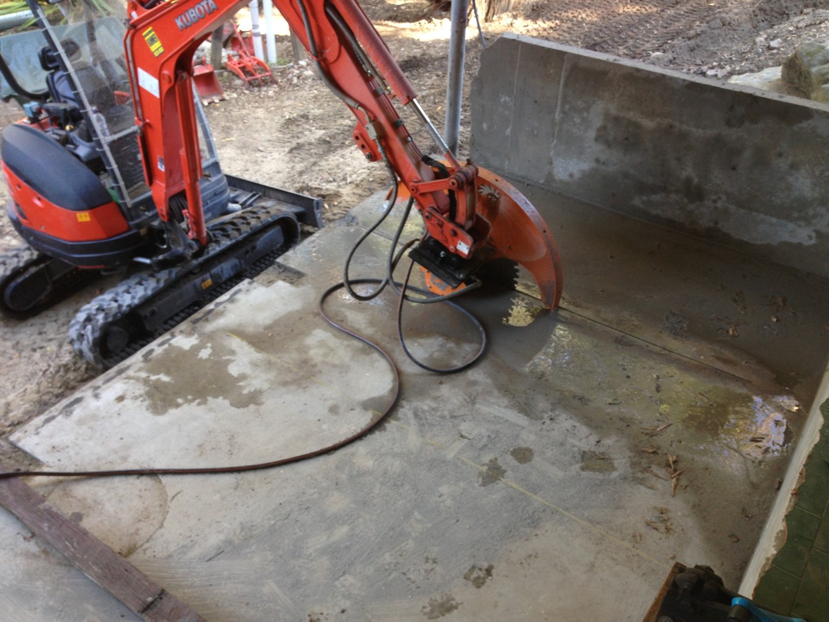 Cutting concrete slab