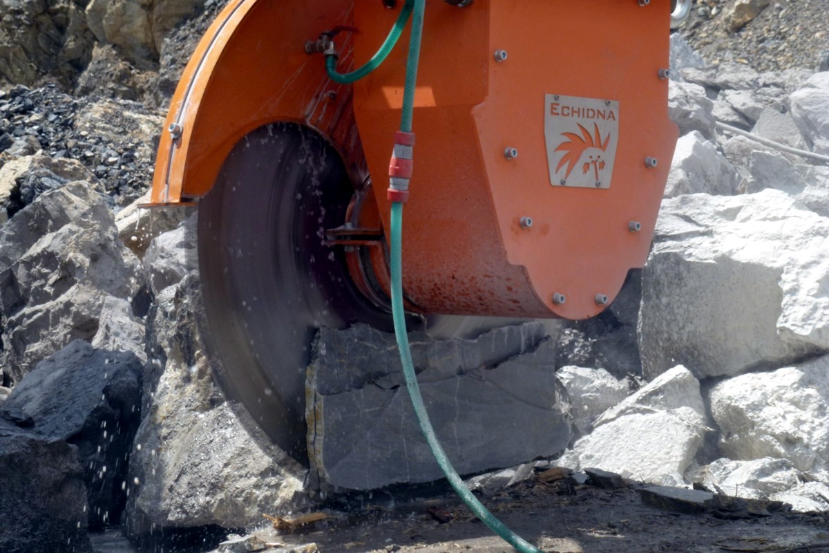 D3HS cutting basalt