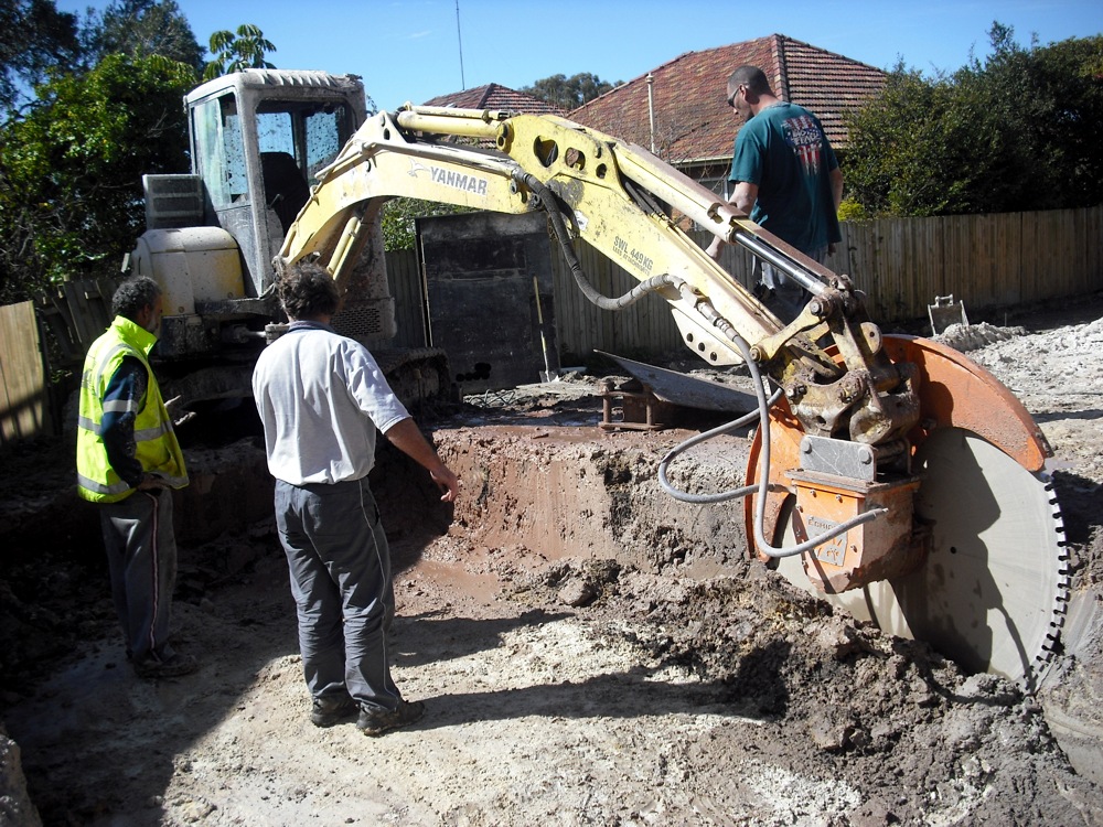 Excaving sandstone for swimming_pool