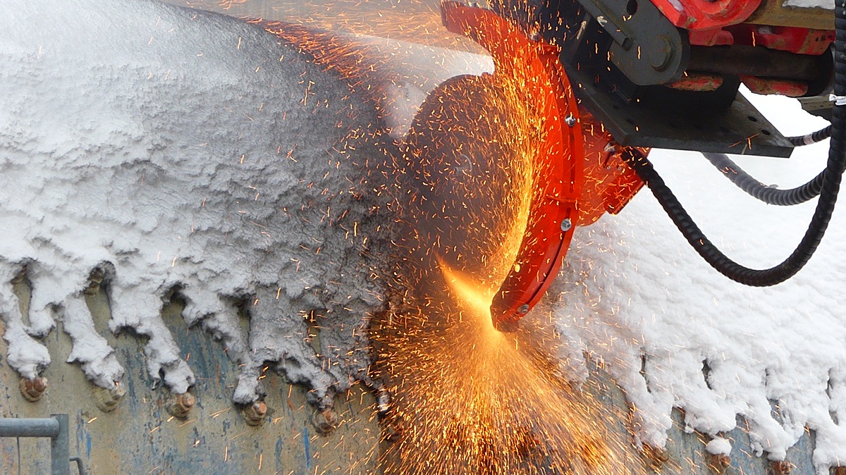 Rock Cutting Equipment Specialists Rocksaws, Concrete Saws, Rotators, Excavator Wall Saws, Core drill attachments
<br><br>Earthmoving - Demolition - Quarrying - Forestry - recycling
<br><br>Attachments for excavators, robots and skid steers